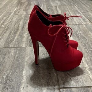 Chic Red Lace-Up Women's Heels